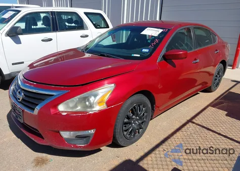 2015 Nissan Altima 2.5/2.5 S/2.5 Sl/2.5 Sv z USA, uszkodzony, nr VIN 1N4AL3AP6FC454114